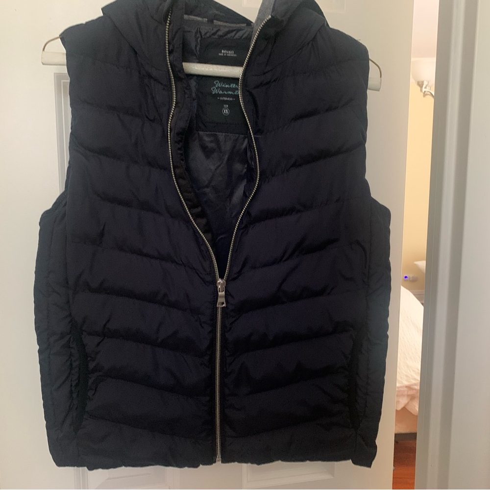 GAP Hooded Black Quilted Puffer Vest